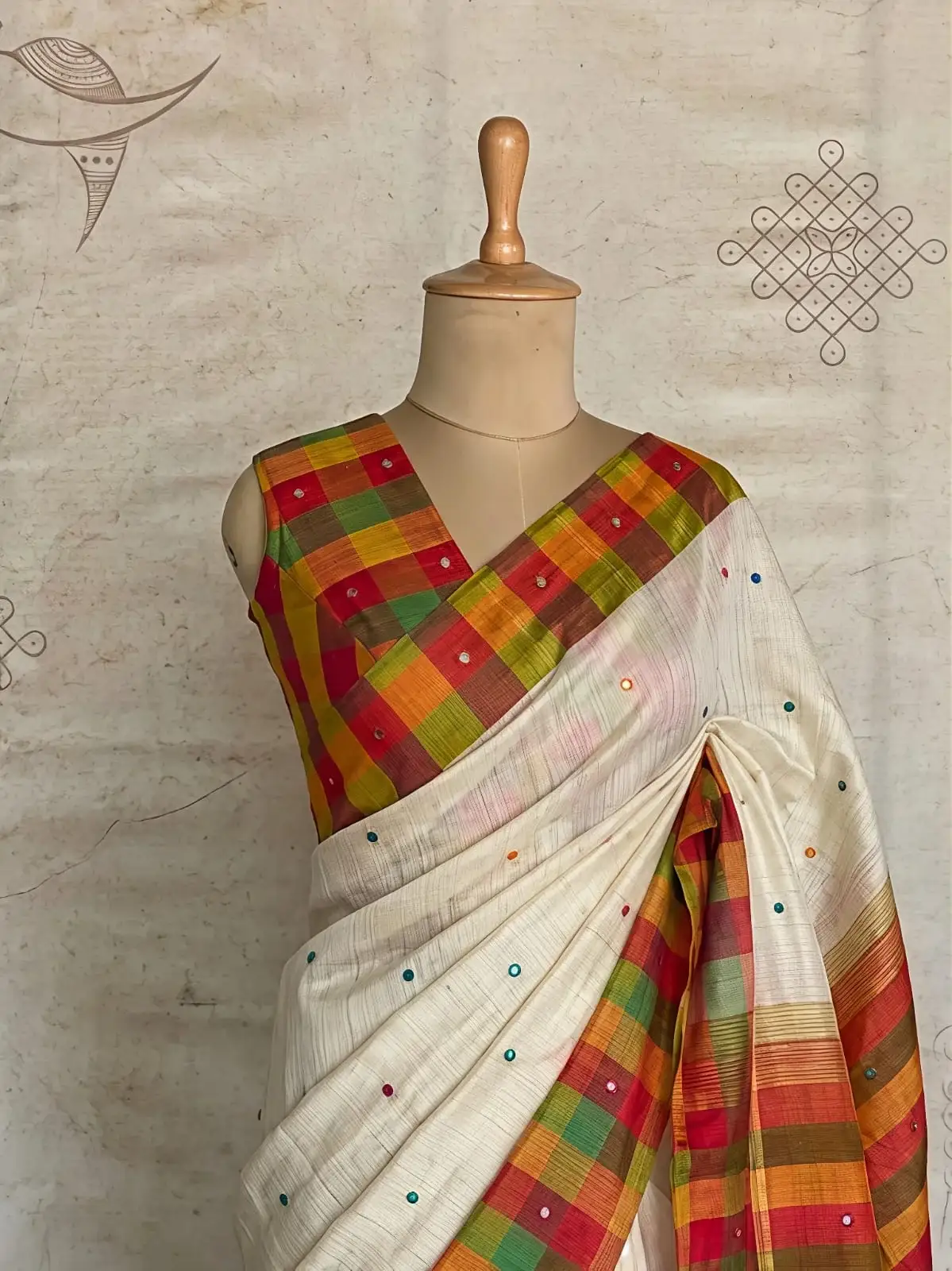 Off - White Linen Multi-checks Pattern Saree